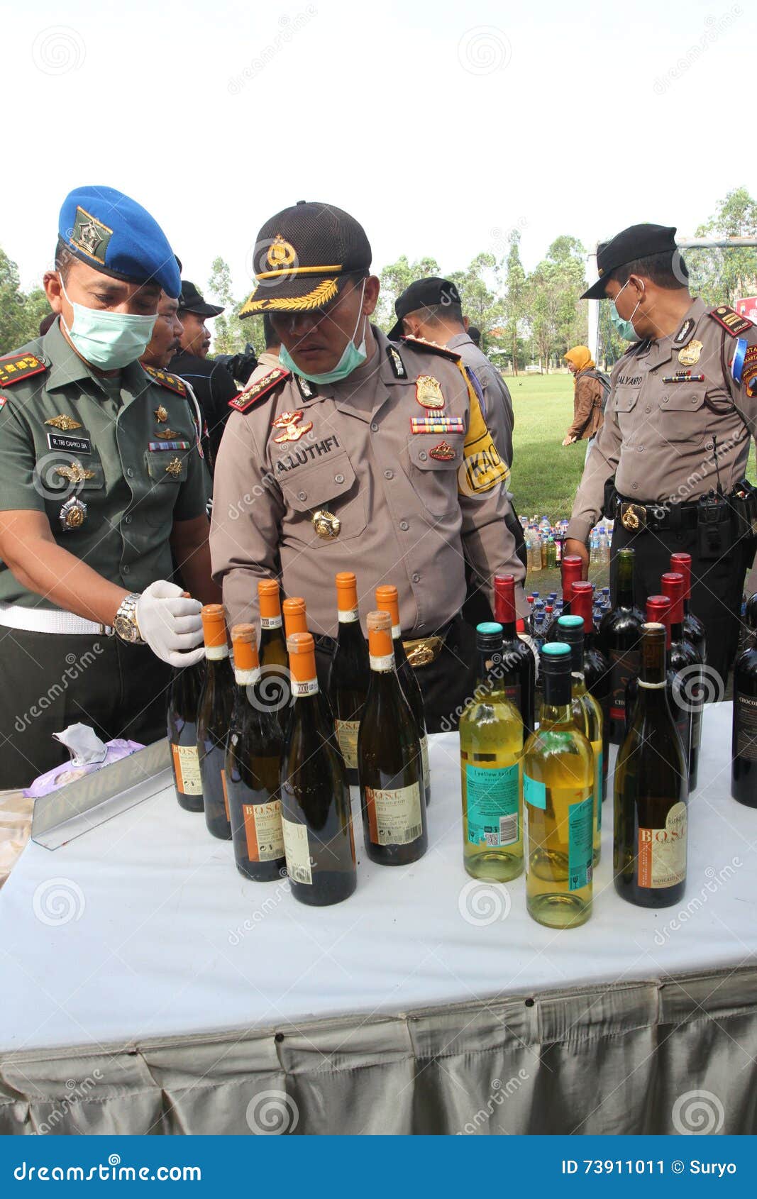 Illegal liquor editorial photo. Image of indonesia, authorities 73911011