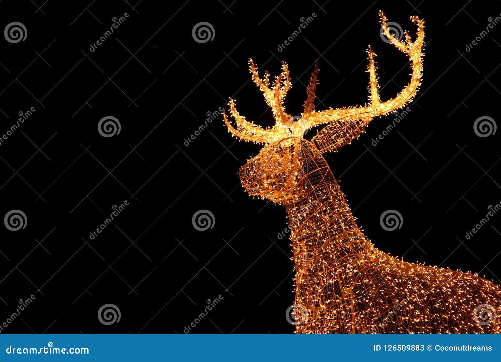 Illuminated Led String Gold Giant Reindeer Of Outdoor Christmas