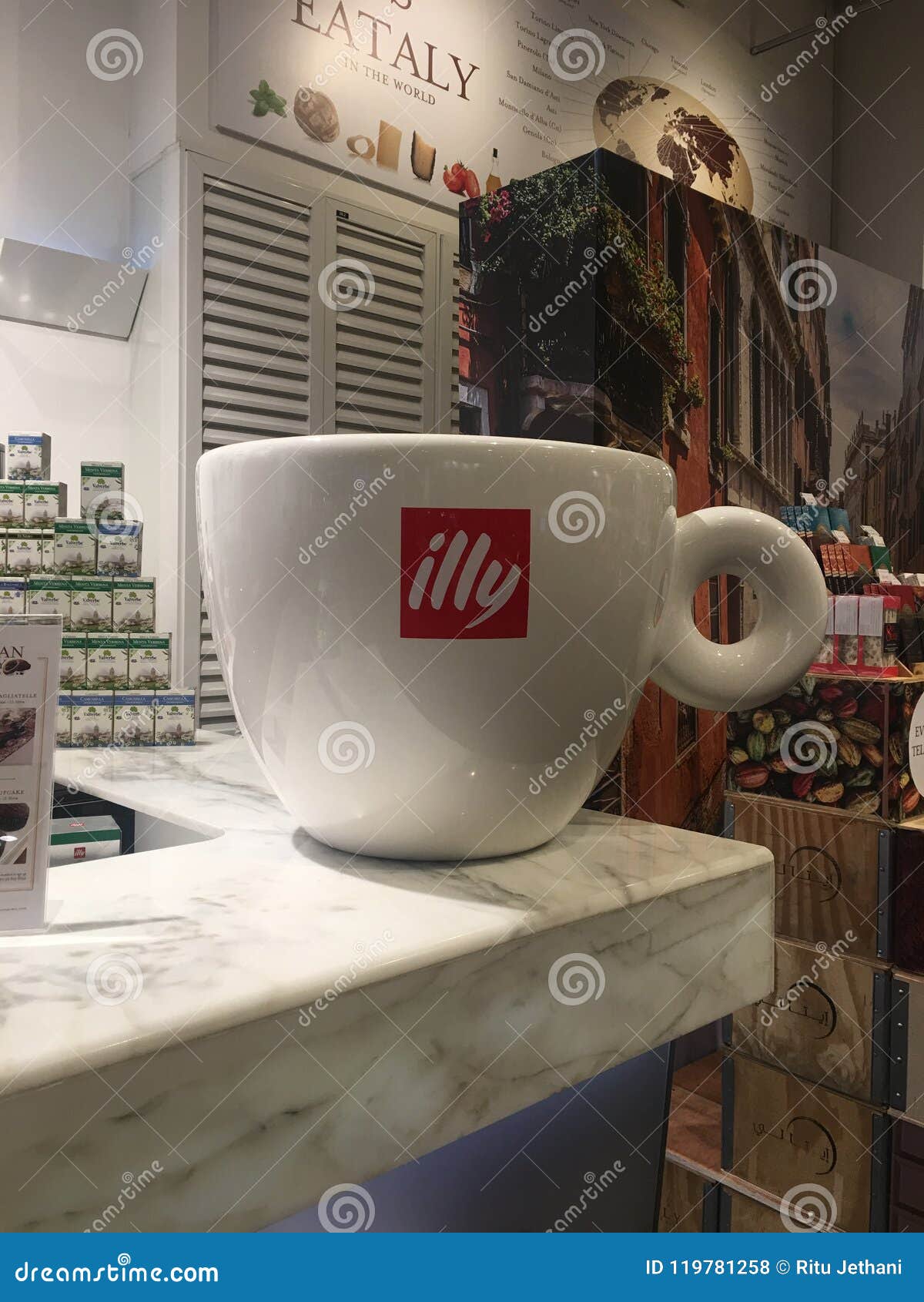 Illy Coffee at Eataly in Dubai Mall Editorial Stock Photo Image of
