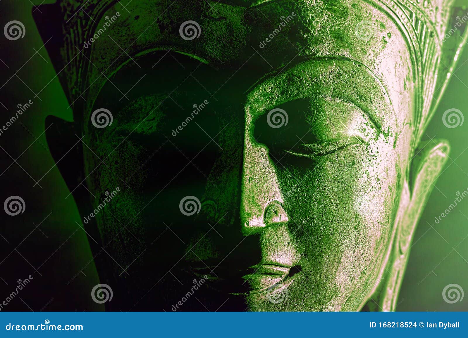 Inmersión franja ozono Iluminación Espiritual Cierre De La Estatua Del Buda Verde Imagen Gráfica  En Negrita Foto de archivo - Imagen de alternativa, primer: 168218524