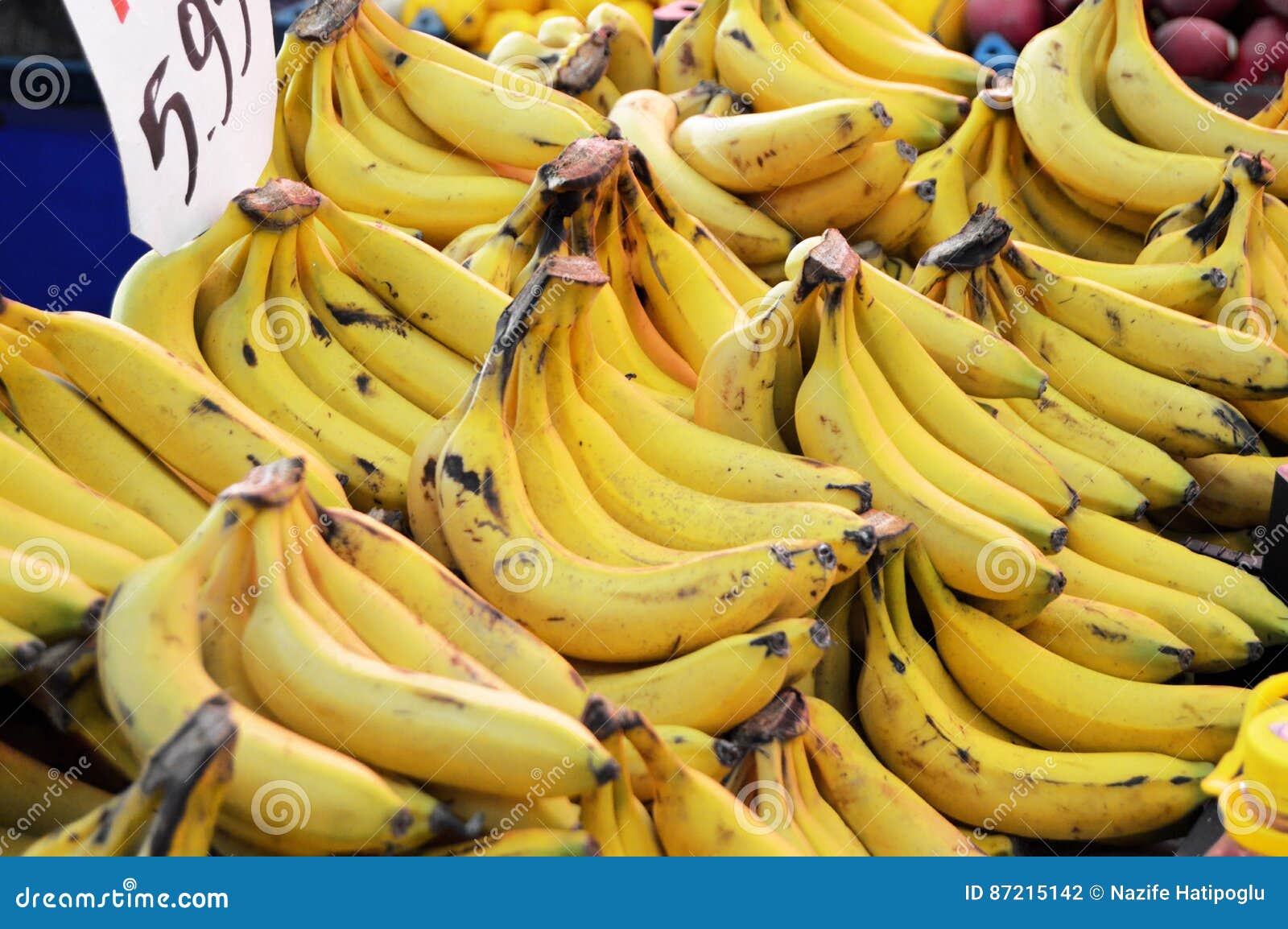 Imágenes De La Venta De Los Verduleros, Plátanos, Plátanos, Etiqueta De La  Venta Foto de archivo - Imagen de secado, comestible: 87215142