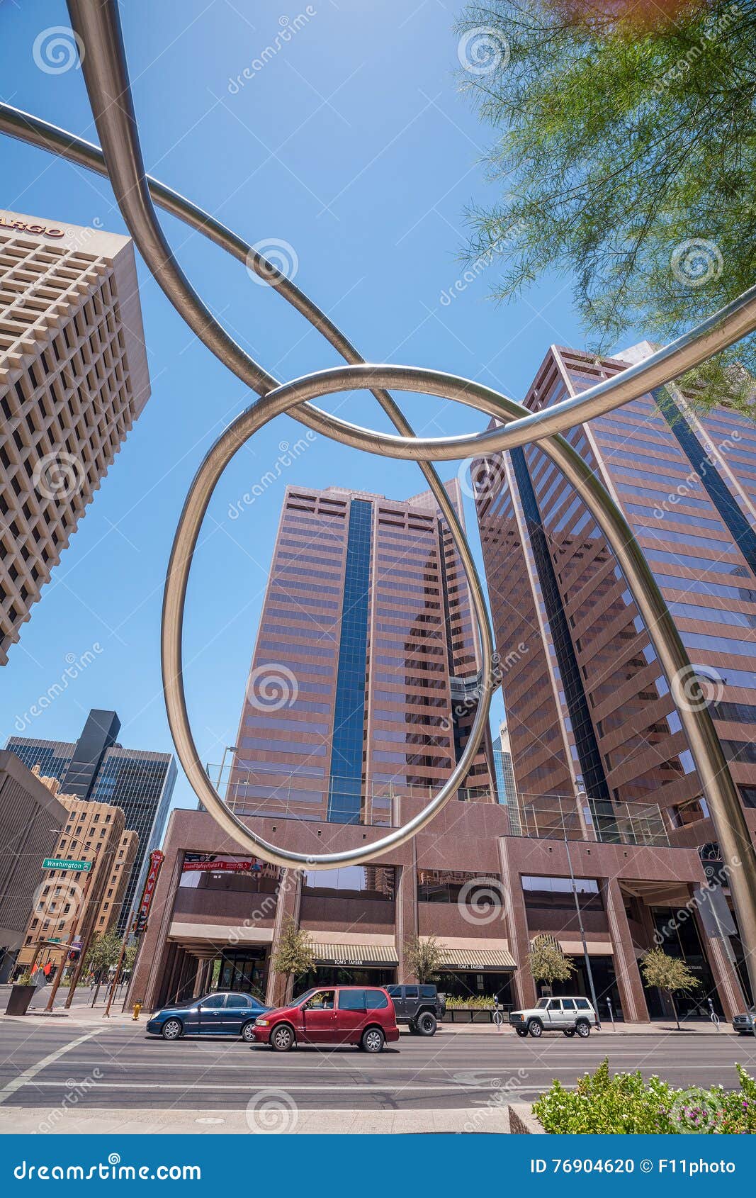 Im Stadtzentrum Gelegene Hauptstadt Von Phoenix, Arizona Redaktionelles