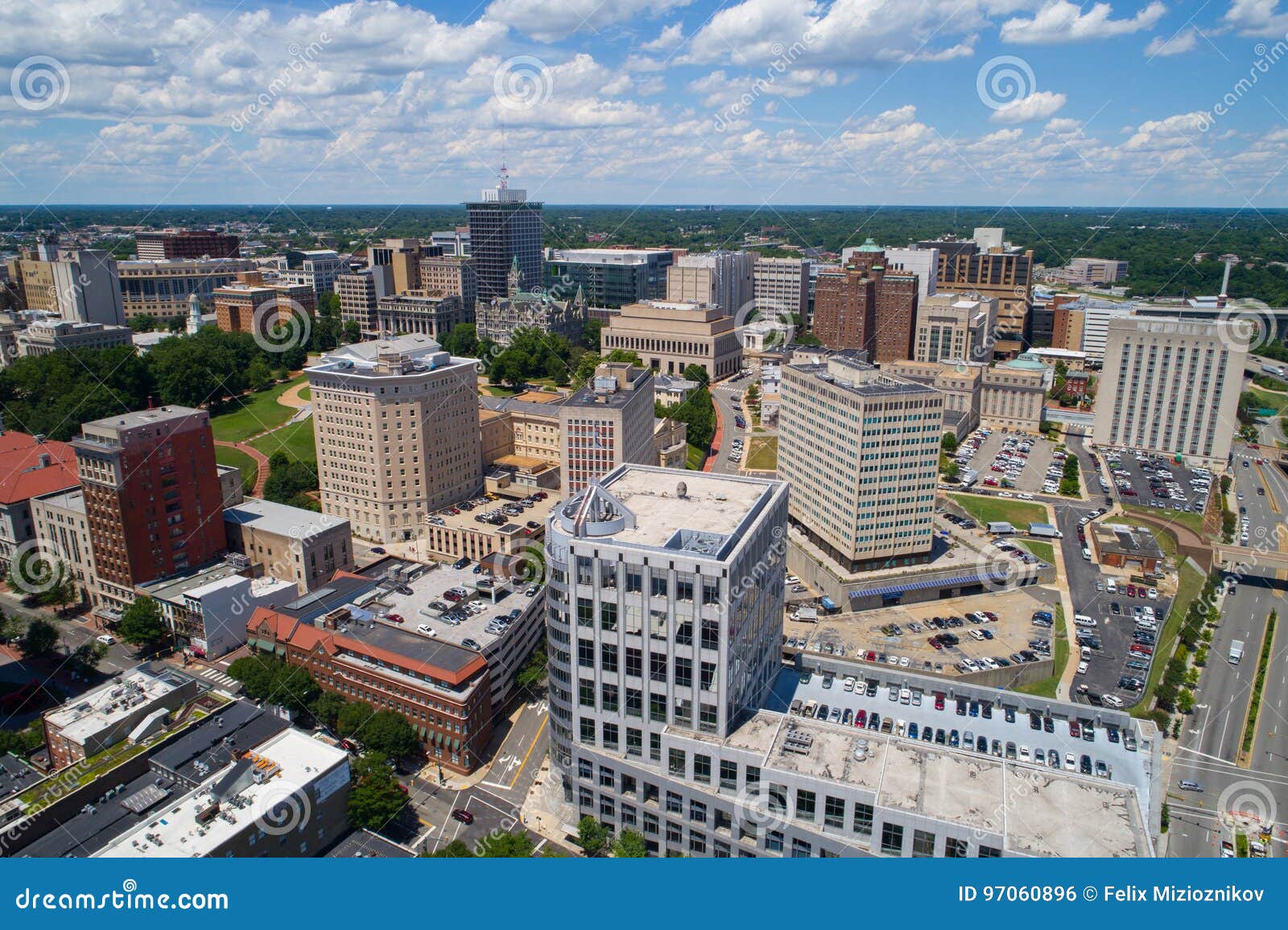 Image D'antenne De Richmond VA Photo éditorial Image du nuages