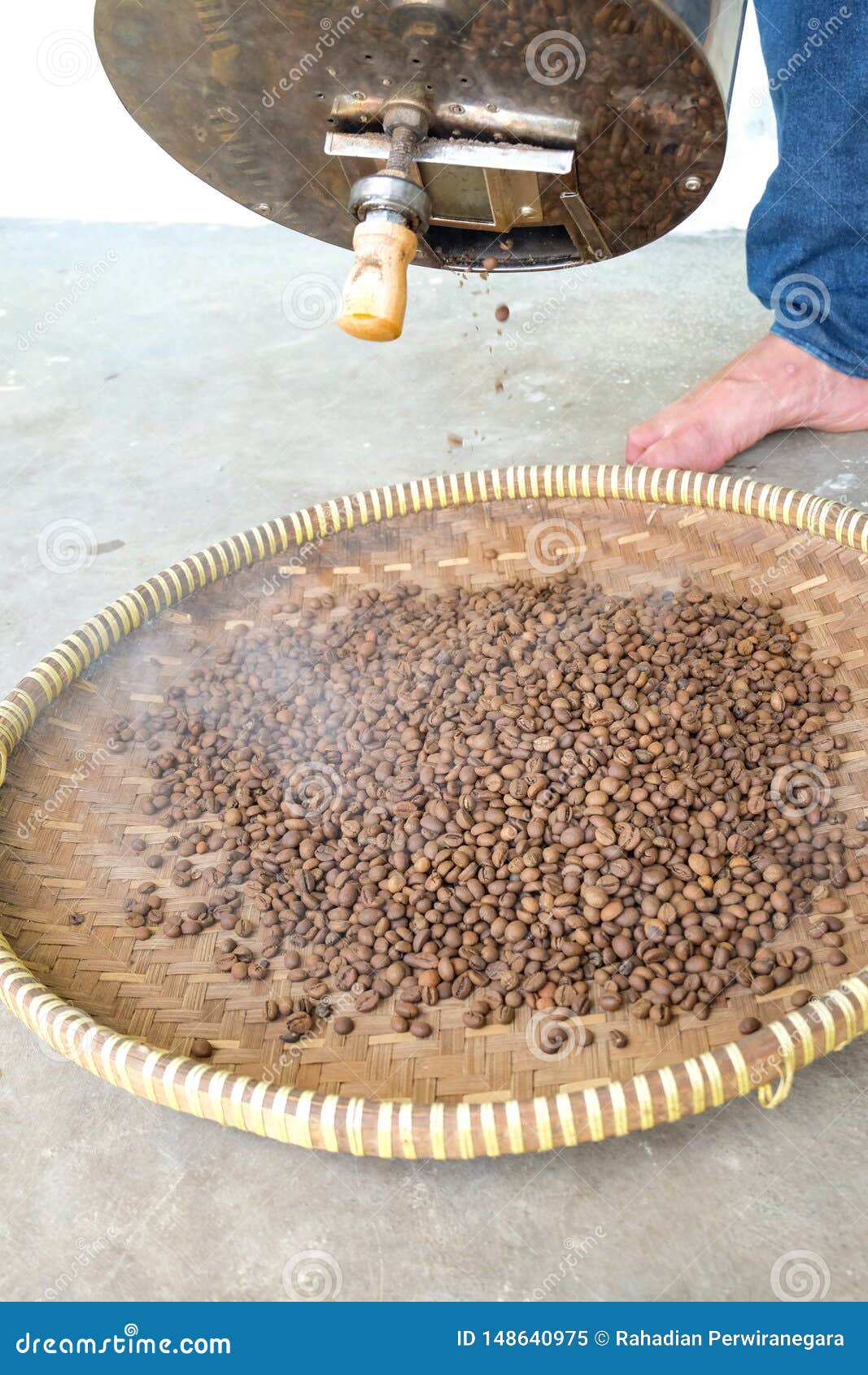 Roasted green bean coffee stock image. Image of closeup 148640975