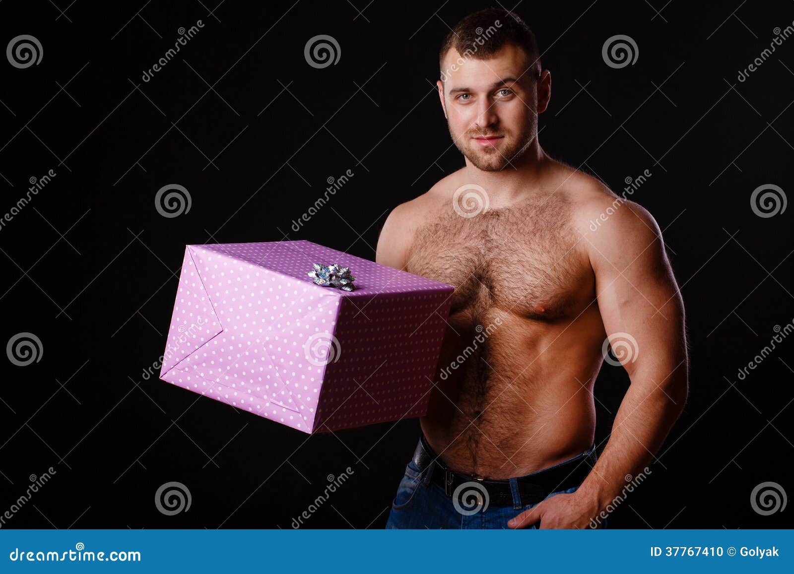 https://thumbs.dreamstime.com/z/image-muscular-man-holding-xmas-gifts-isolated-black-young-strong-beautiful-gift-box-ribbon-37767410.jpg