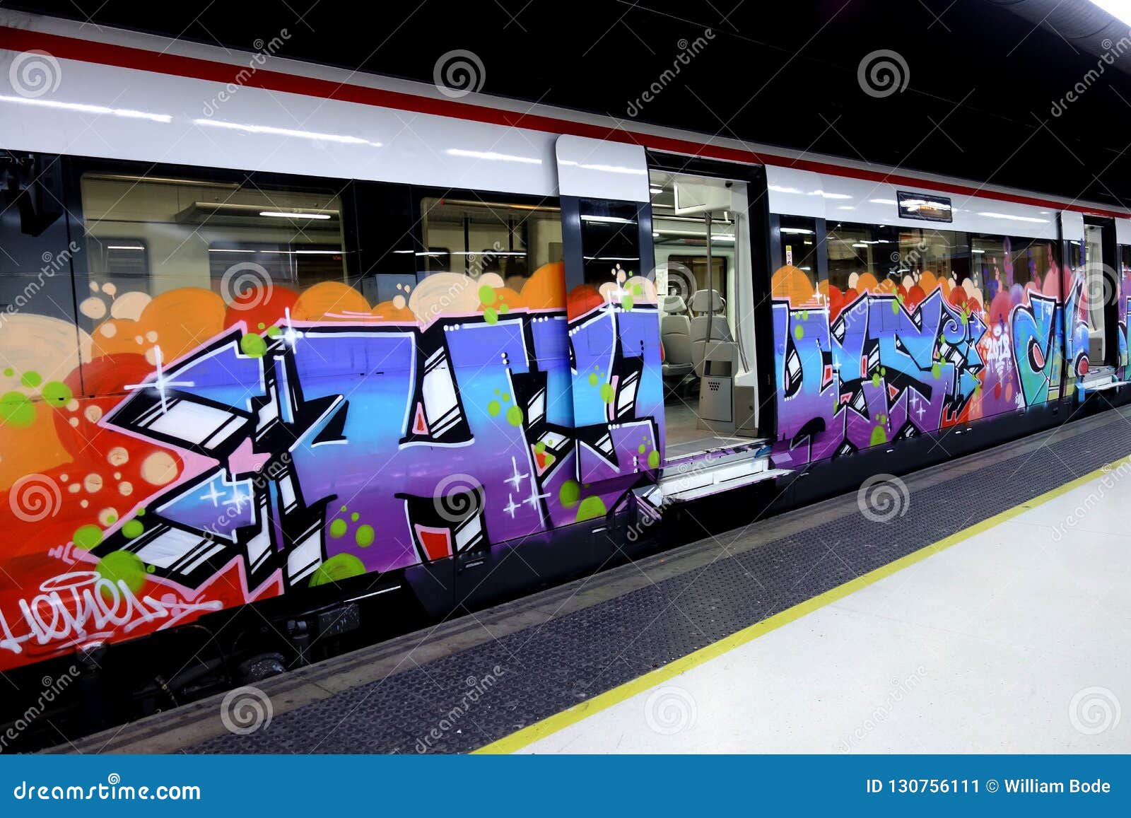 Modern Metro Covered in Graffiti Art Editorial Photo - Image of subway,  lettering: 130756111