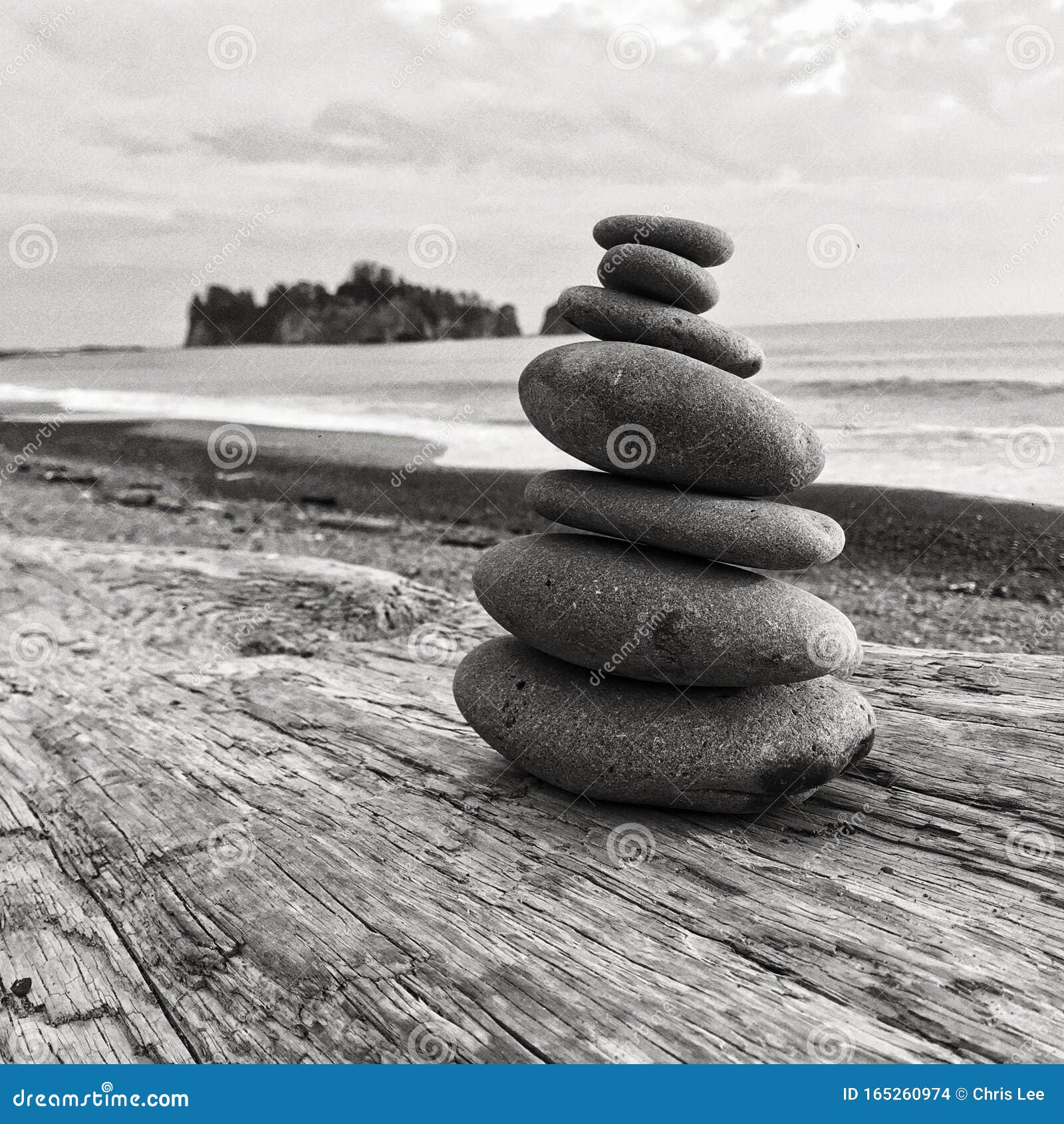 Stacking Rocks on the PNW, in Black & White Stock Photo - Image of beach,  stacked: 165260974