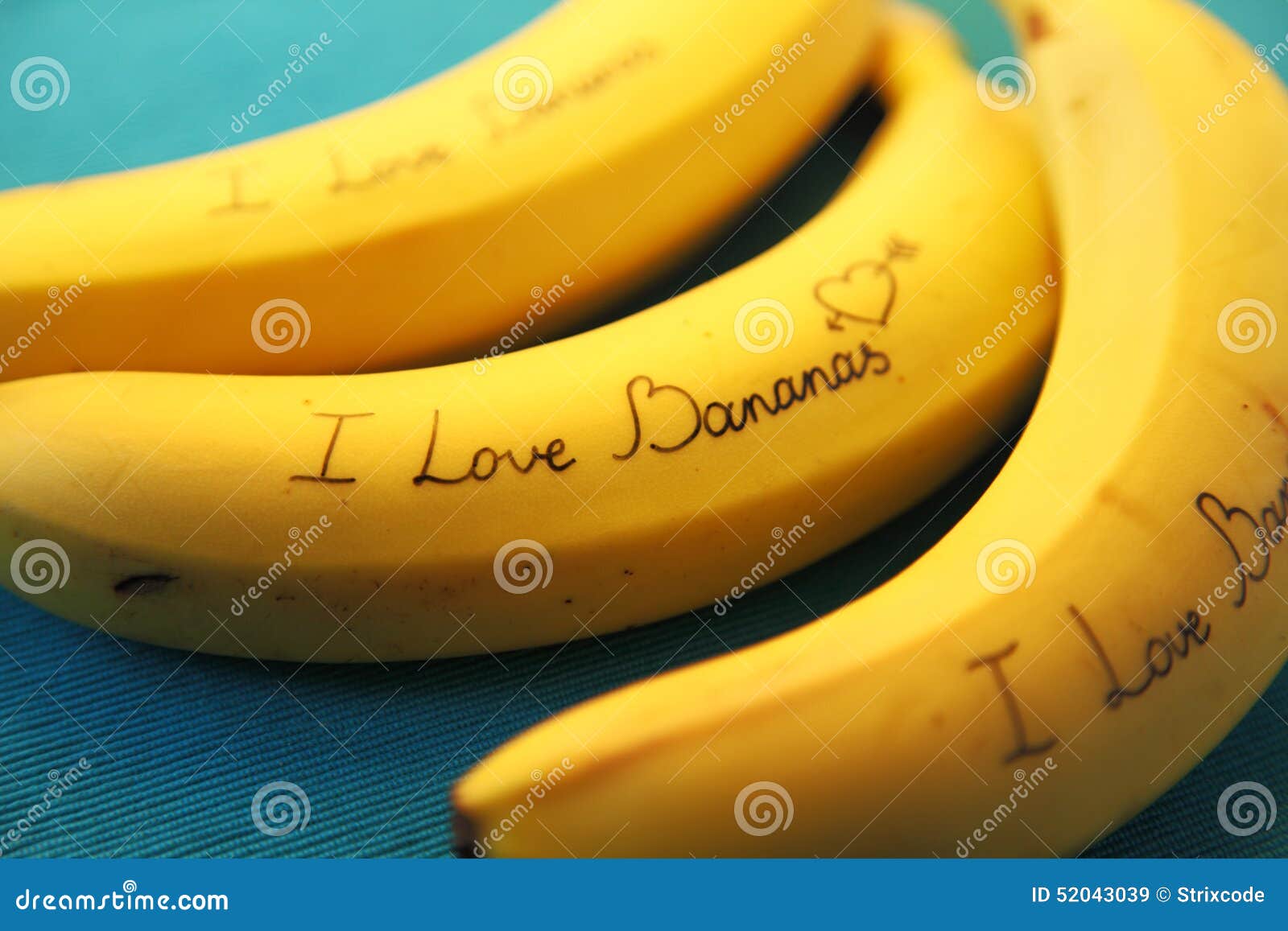 Imagem Da Banana Com Caligrafia Eu Amo Bananas Imagem de Stock Imagem
