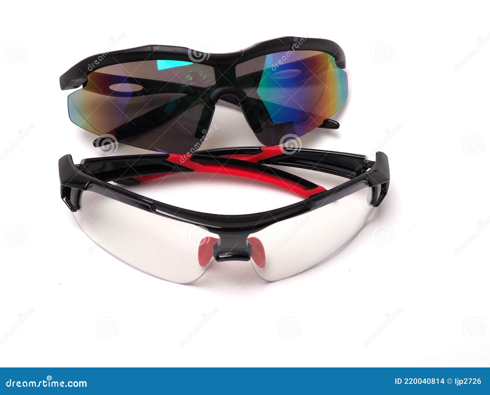 Imagen De Gafas De Sol Anti Que Es Adecuado Para La Actividad Al Aire Libre Para Proteger Los Ojos De Luz Ultravioleta Foto de archivo - Imagen de lentes, playa: