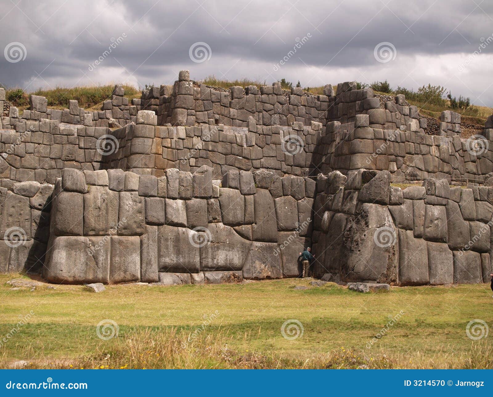 inca fortress of sacsayhuaman