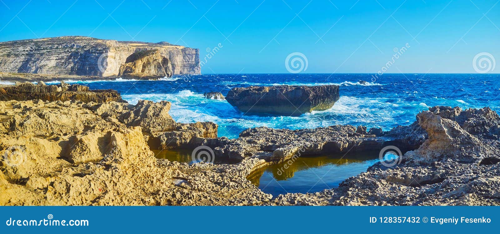 Enjoy Amazing Views on Dwejra Bay, Gozo, Malta Photo - of splash, 128357432