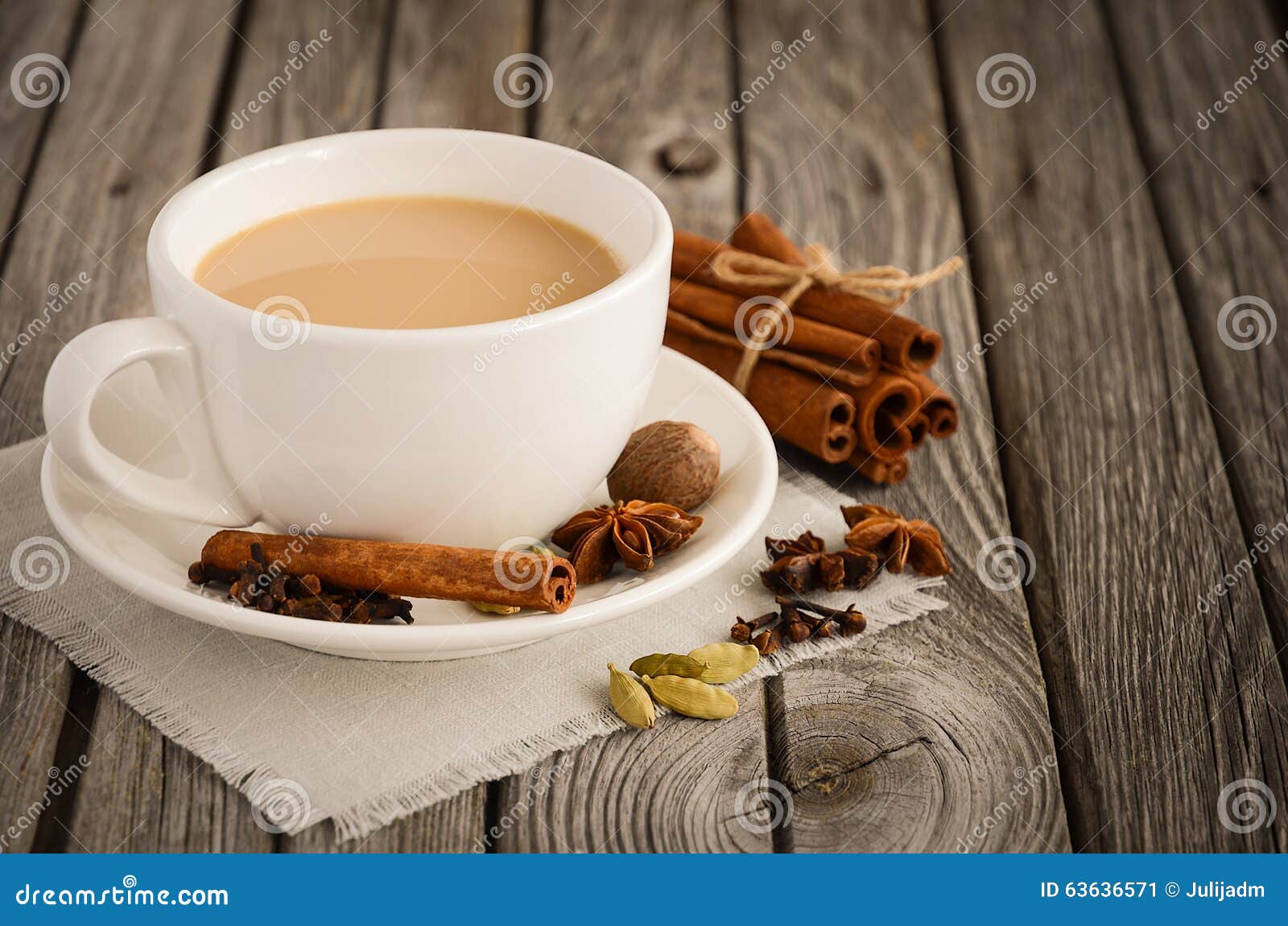 Inder Masala Chai Tea Gewürzter Tee Mit Milch Stockbild - Bild von ...