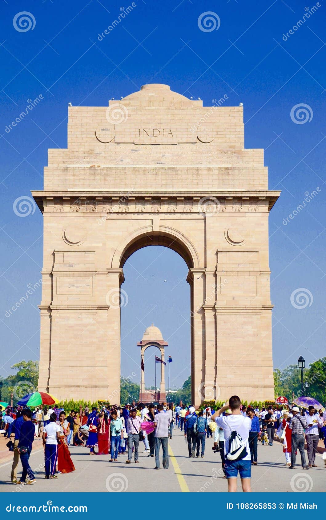 India gate at New Delhi!! editorial stock photo. Image of monument