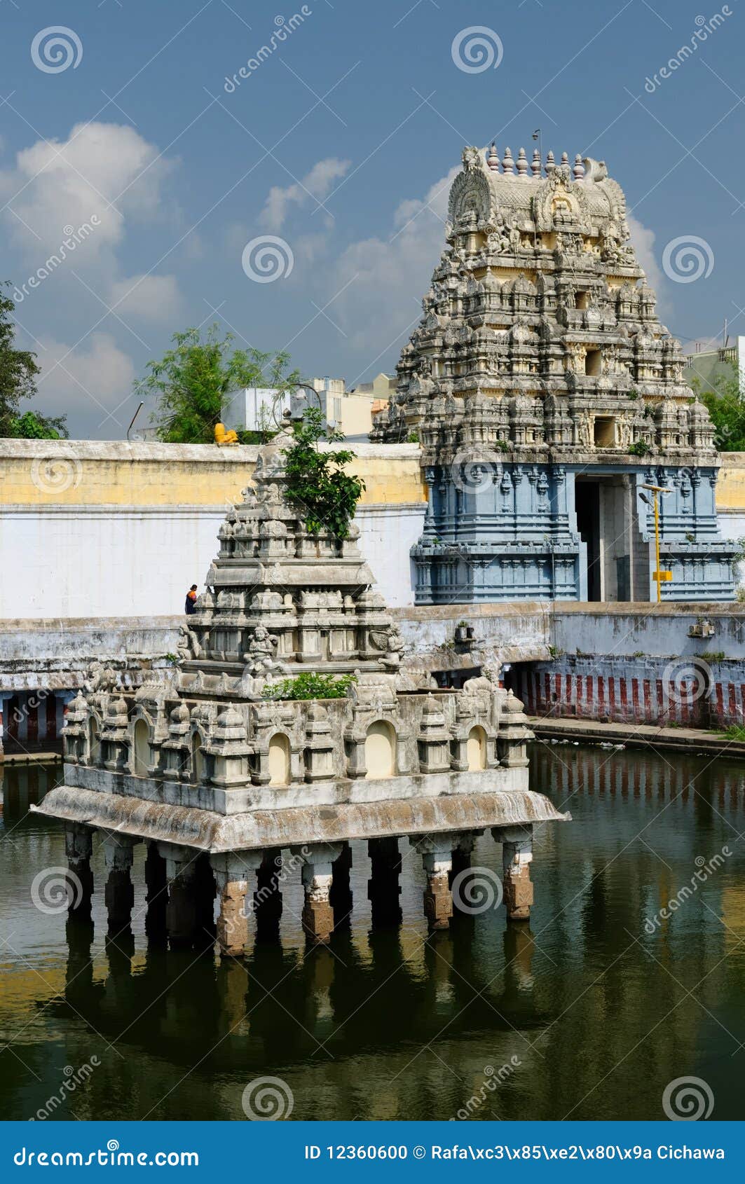 india, tamil nadu - kamakshiamman temple