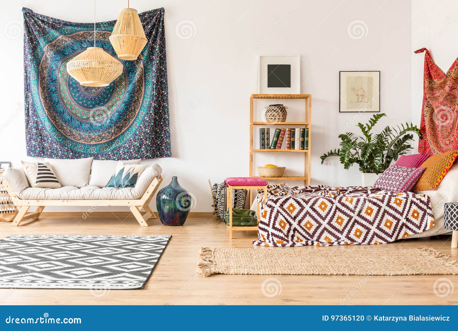 Timeless Vibe of the Indian Traditional Interior Design - Archirio, image size:1600x1157