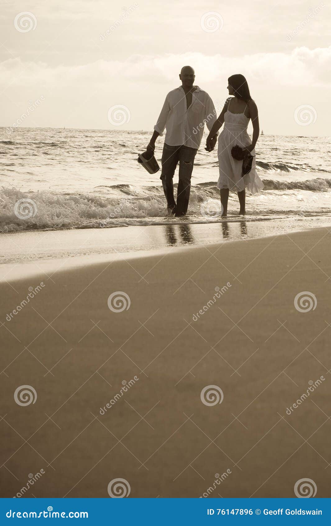 1 165 Indian Couple Holding Hands Photos Free Royalty Free Stock Photos From Dreamstime