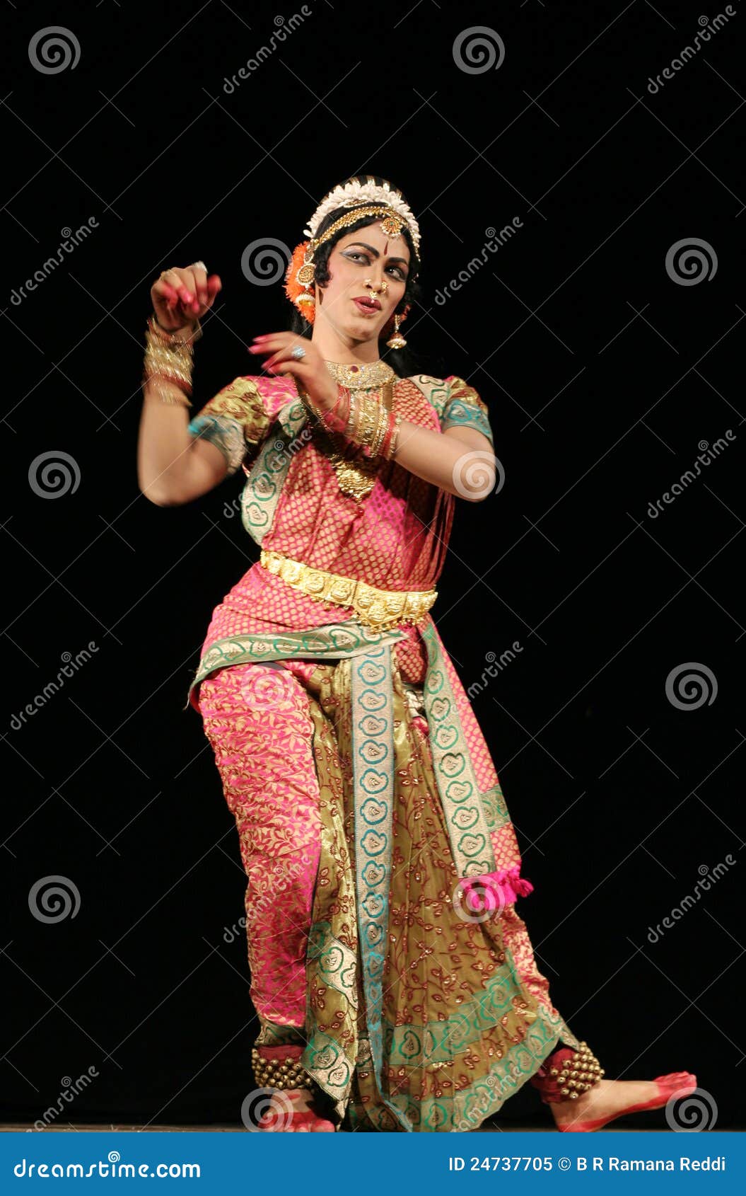 Indian Male Dancer Kuchipudi Haleem Khan Editorial Image - Image ...