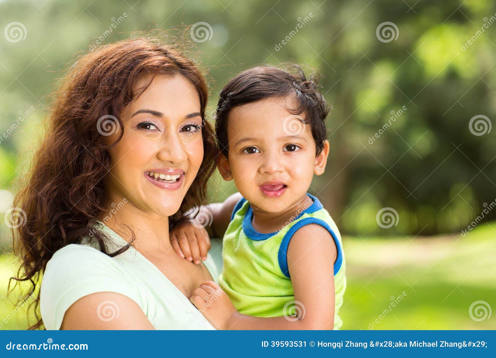 1 503 Indian Mother Baby Girl Photos Free Royalty Free Stock Photos From Dreamstime Choose from over a million free vectors, clipart graphics, vector art images, design templates, and illustrations created by artists worldwide! dreamstime com