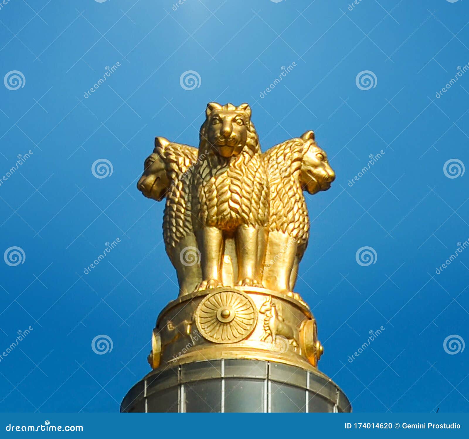 Indian National Emblem & Flag Vidhana Soudh Bangalore Bengaluru Stock Photo  - Image of lion, capital: 174014620