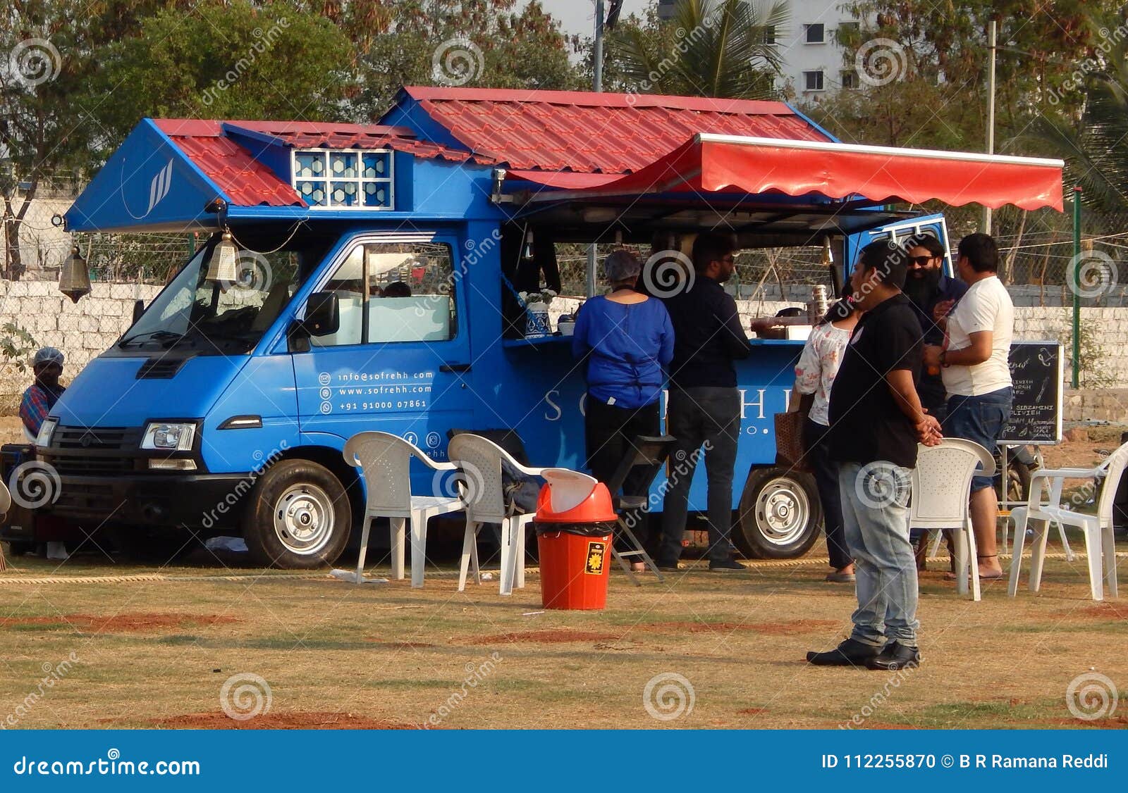 Mobile Canteen Trucks For Sale In Hyderabad Quikrcars