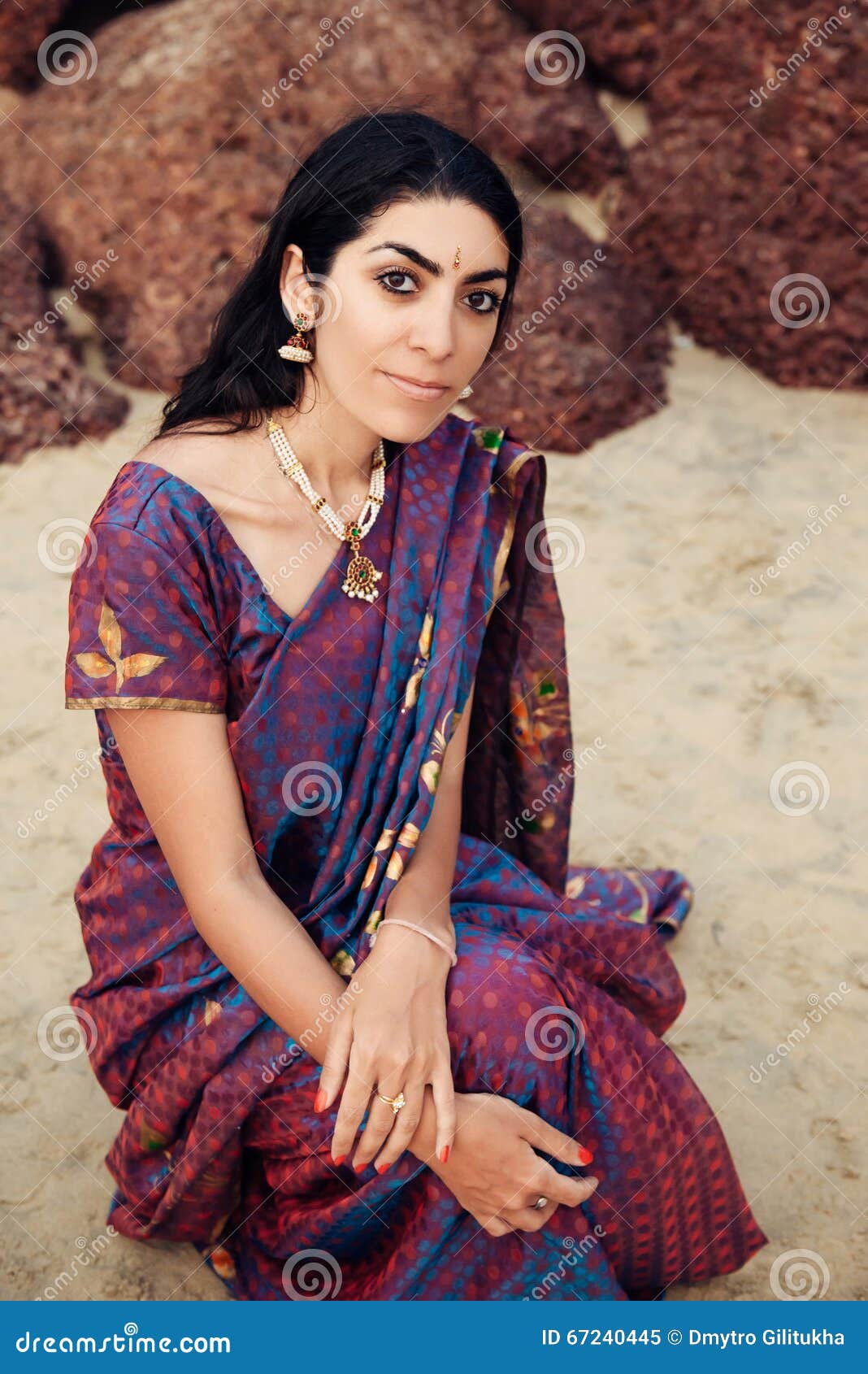 Smile,laugh..Saree! Wearing this beautiful saree from Orissa handloom. . .  . . . . . 📸 @worldofmycapture #saree #sareelove #fashion… | Instagram