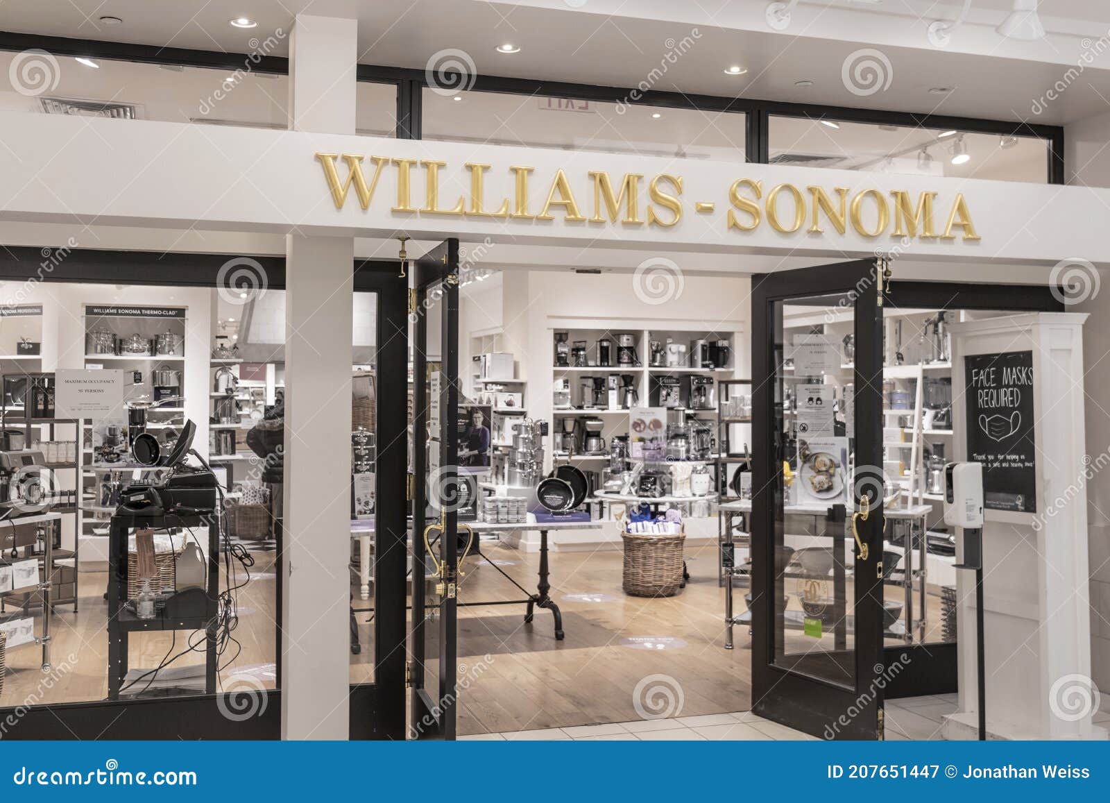 Williams-Sonoma Home Furnishings at the Mall at Millenia in Orlando, FL