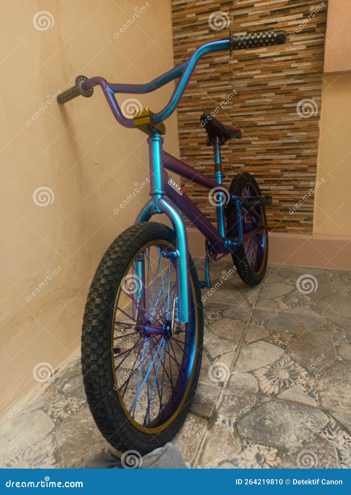 Indigo Violet Colored Bmx Bike Stock Photo Image of tarmac, wheel