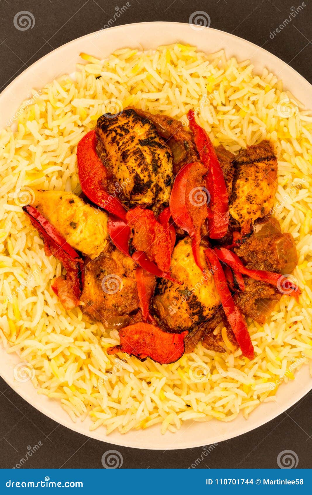 Indischer Art-Huhn-Jalfrezi-Curry Und Reis Pilaf-Reis Stockfoto - Bild ...