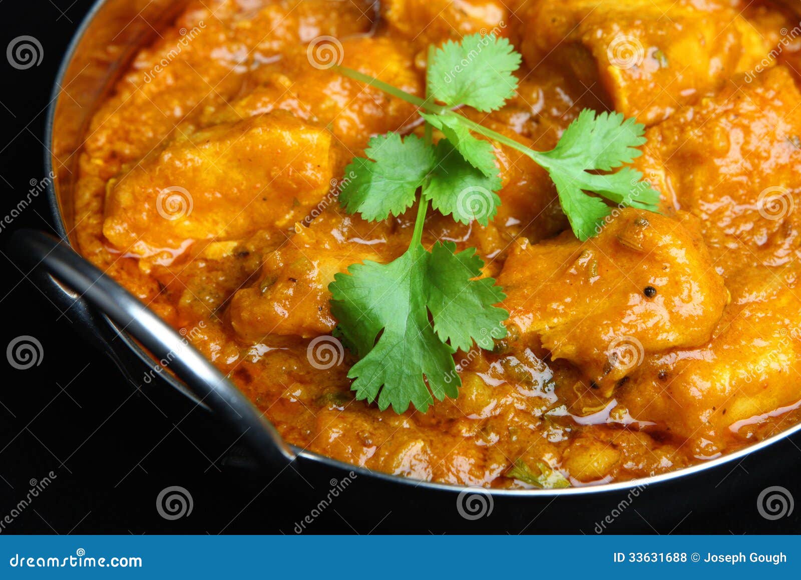 Indischer Huhn-Dansak-Curry Stockfoto - Bild von huhn, würzig: 33631688