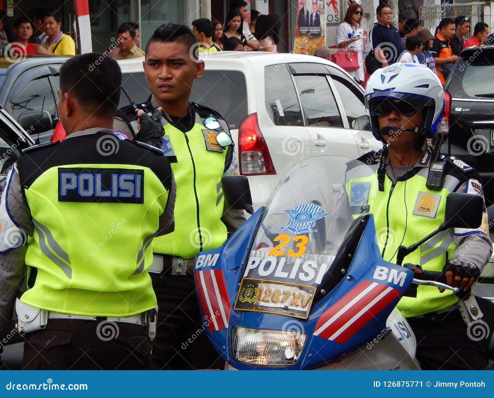 Indonesia Police Officers are on Duties among the Crowds Editorial ...