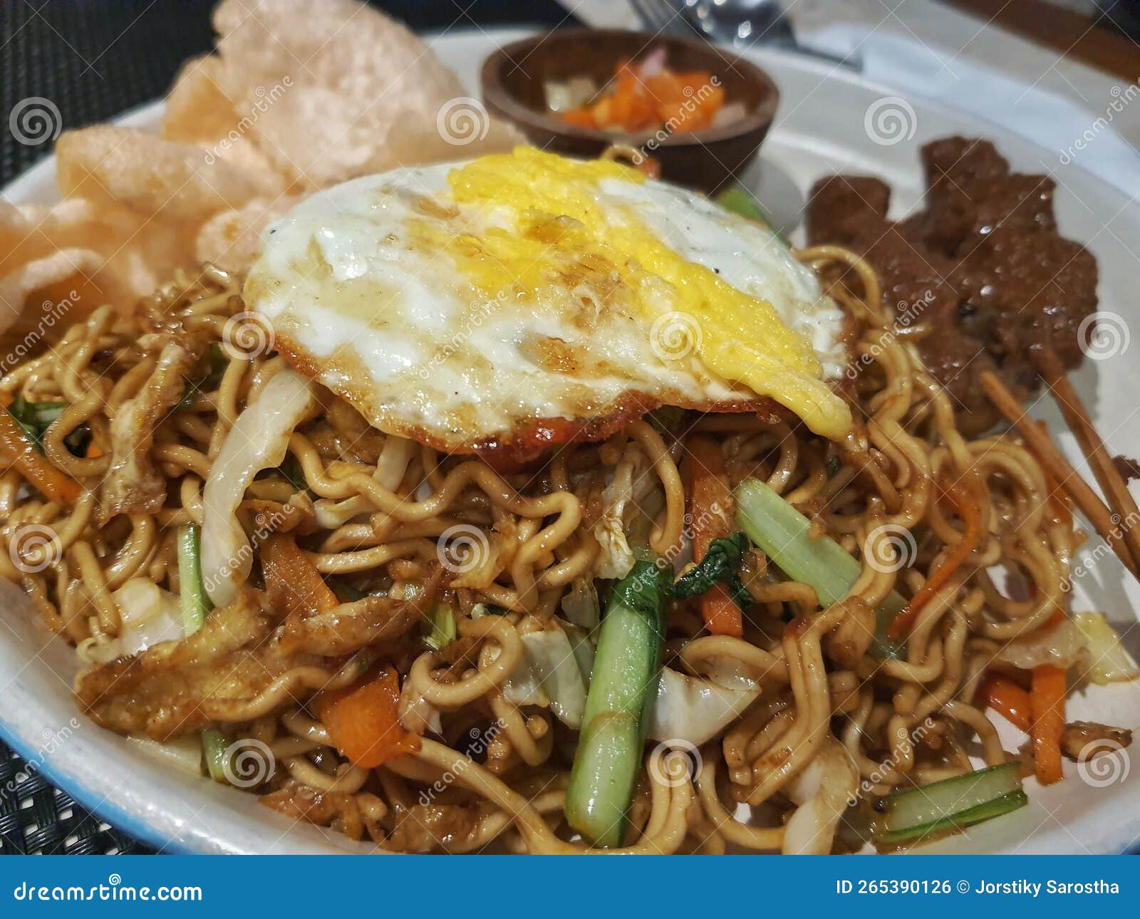 Indonesia Traditional Fried Noodle Stock Photo - Image of spaghetti