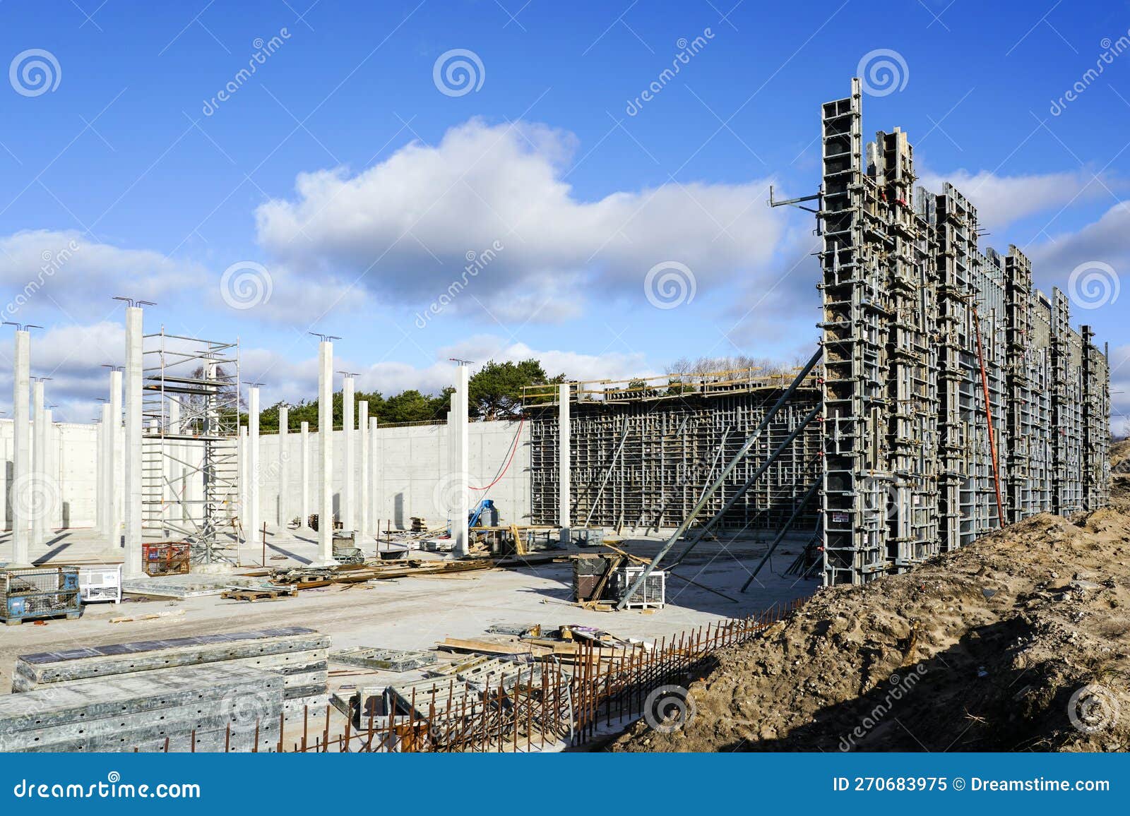 Industrial Building Wall Construction Using Concrete Formwork with a Folding Mechanism Stock