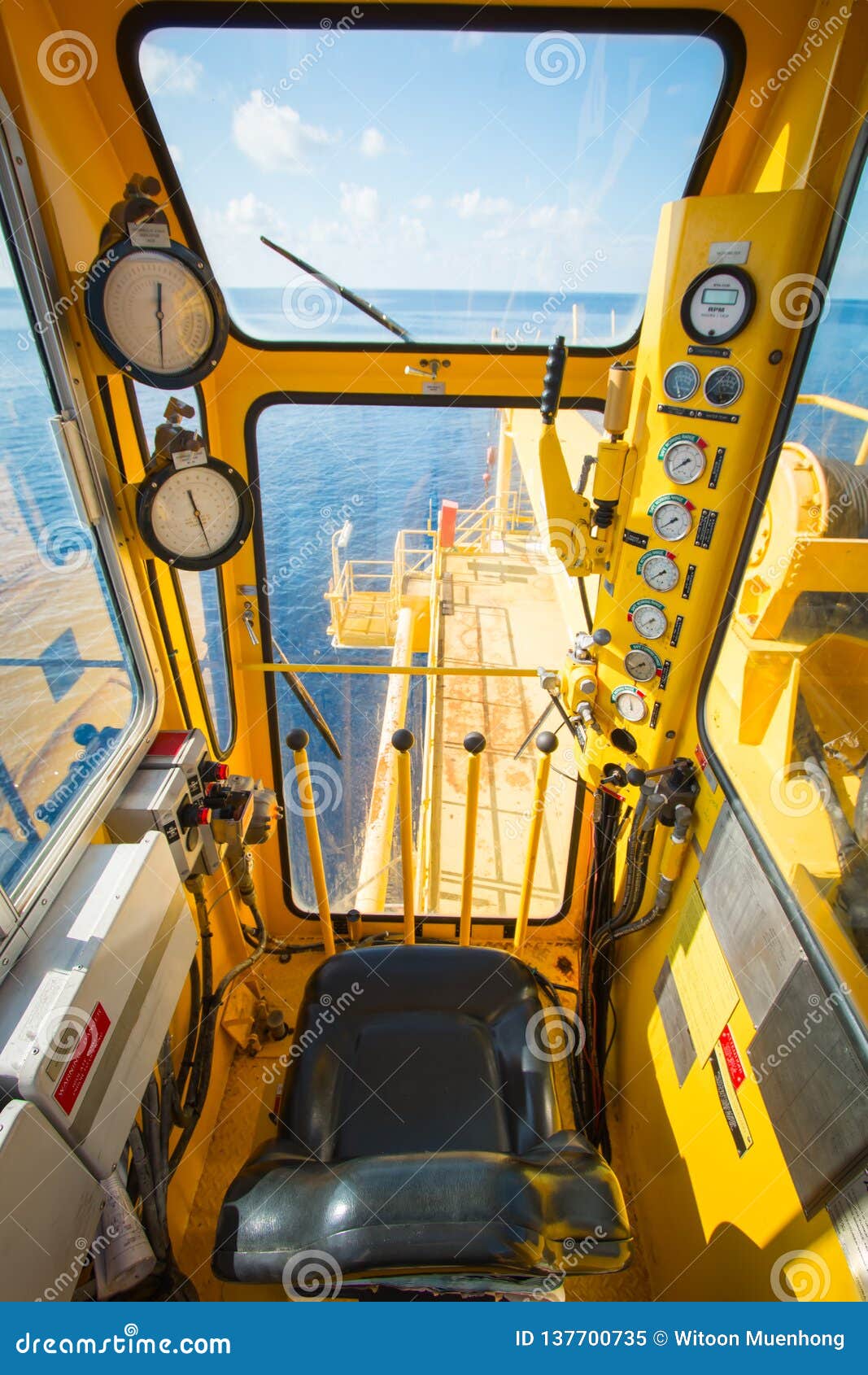 Industrial Crane Cabin Control Cabin for Crane Driver Offshore Stock
