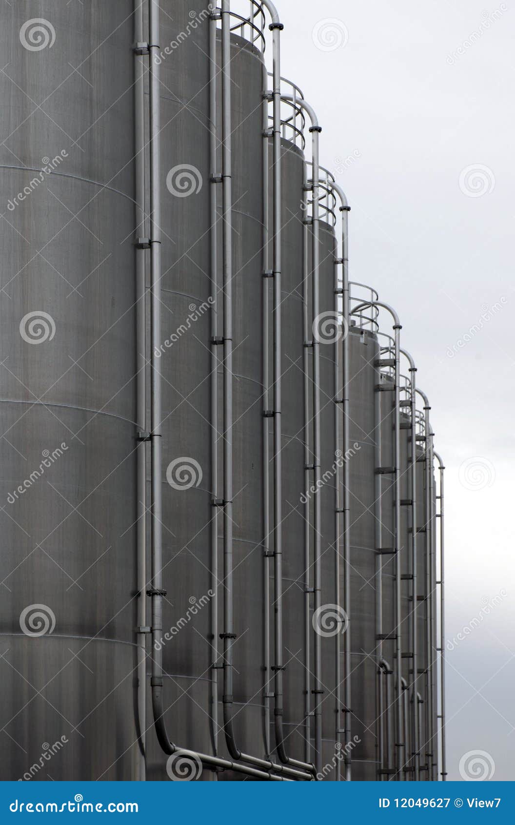 Interior tank cleaning  Container cleaning for tank and silo vehicles