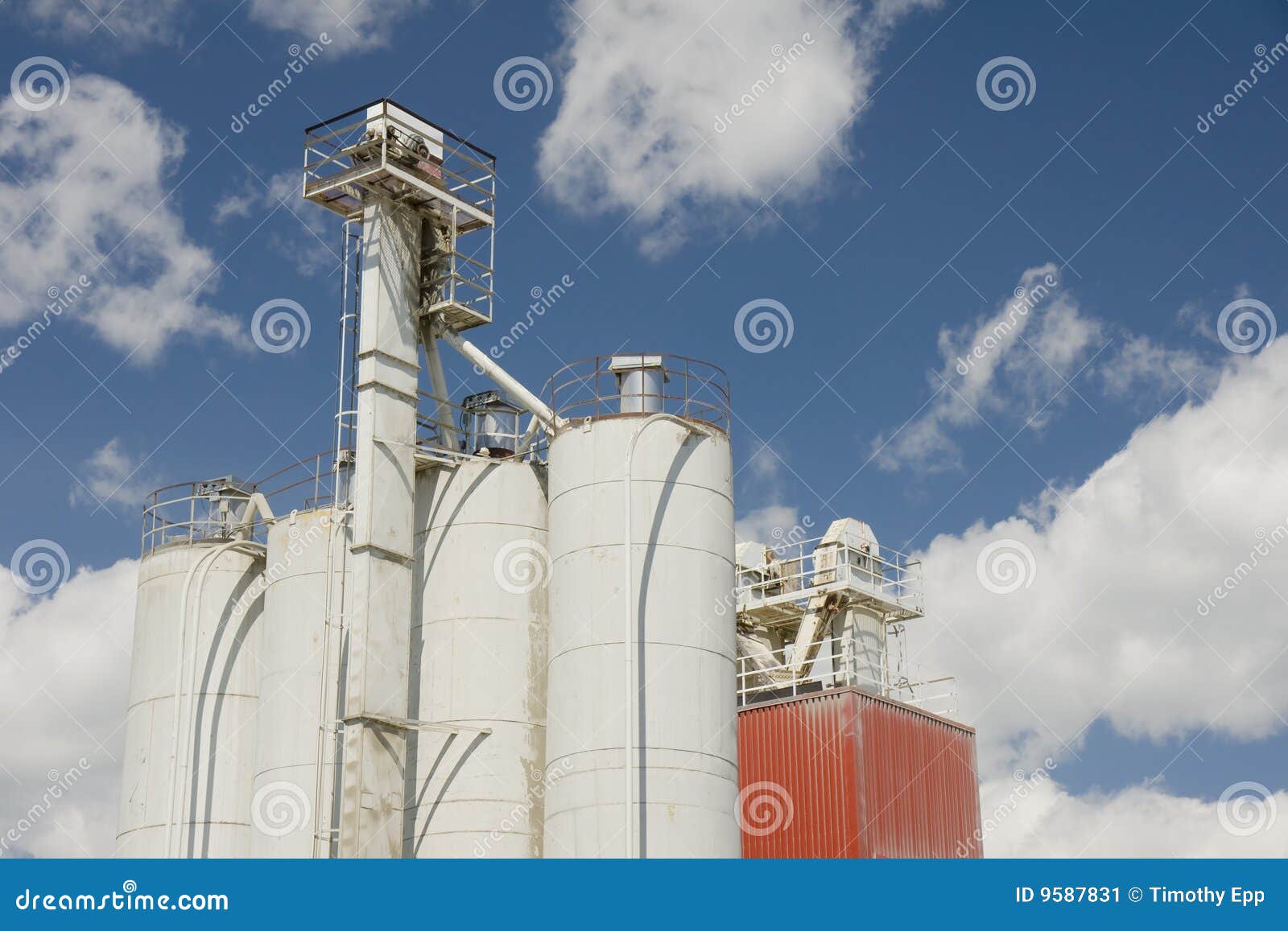 Industrial towers stock image. Image of processing, environmental 9587831