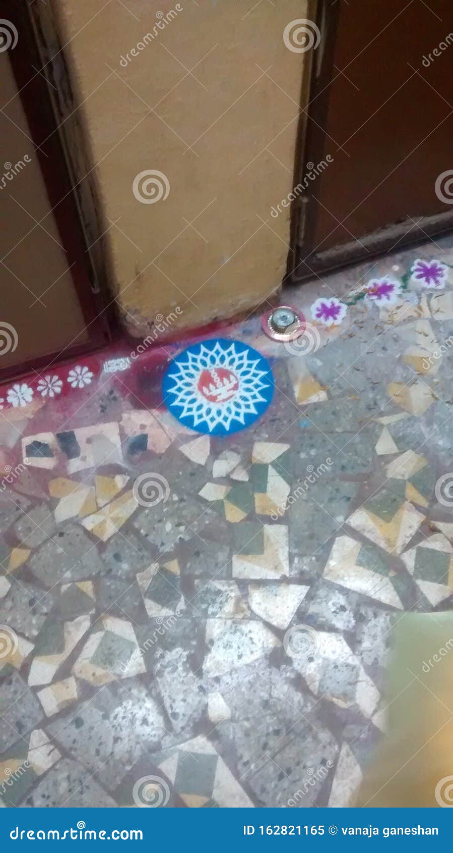 infront decoration of our home rangoli 