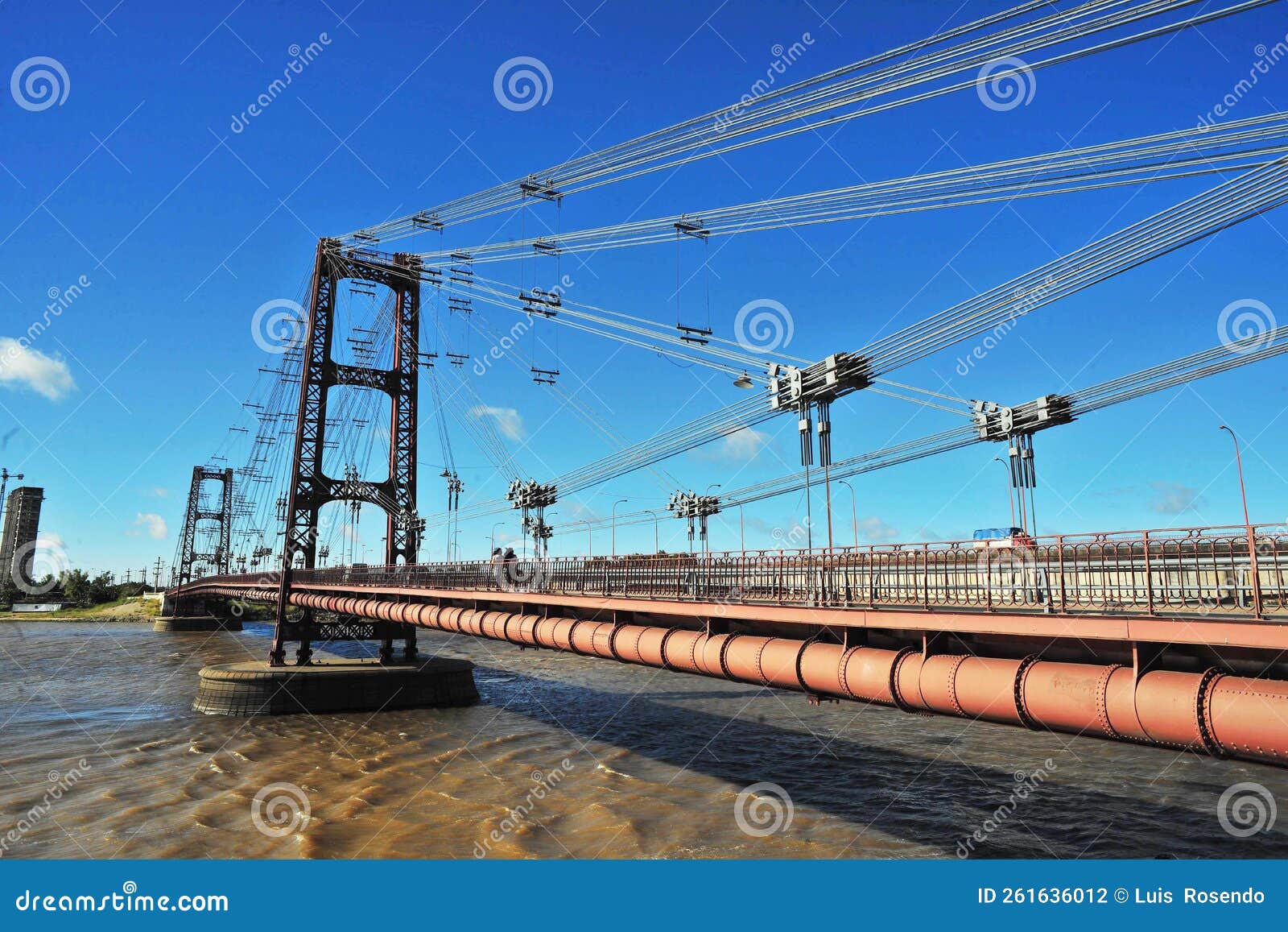 marcial candioti bridge, better known as the santa fe hanging bridge, is a suspension bridge located in the city of