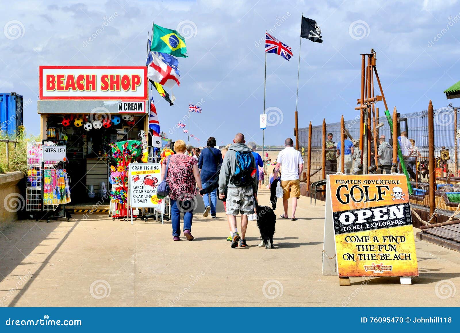Ingoldmells, Le Lincolnshire Image éditorial Image du plage, marche