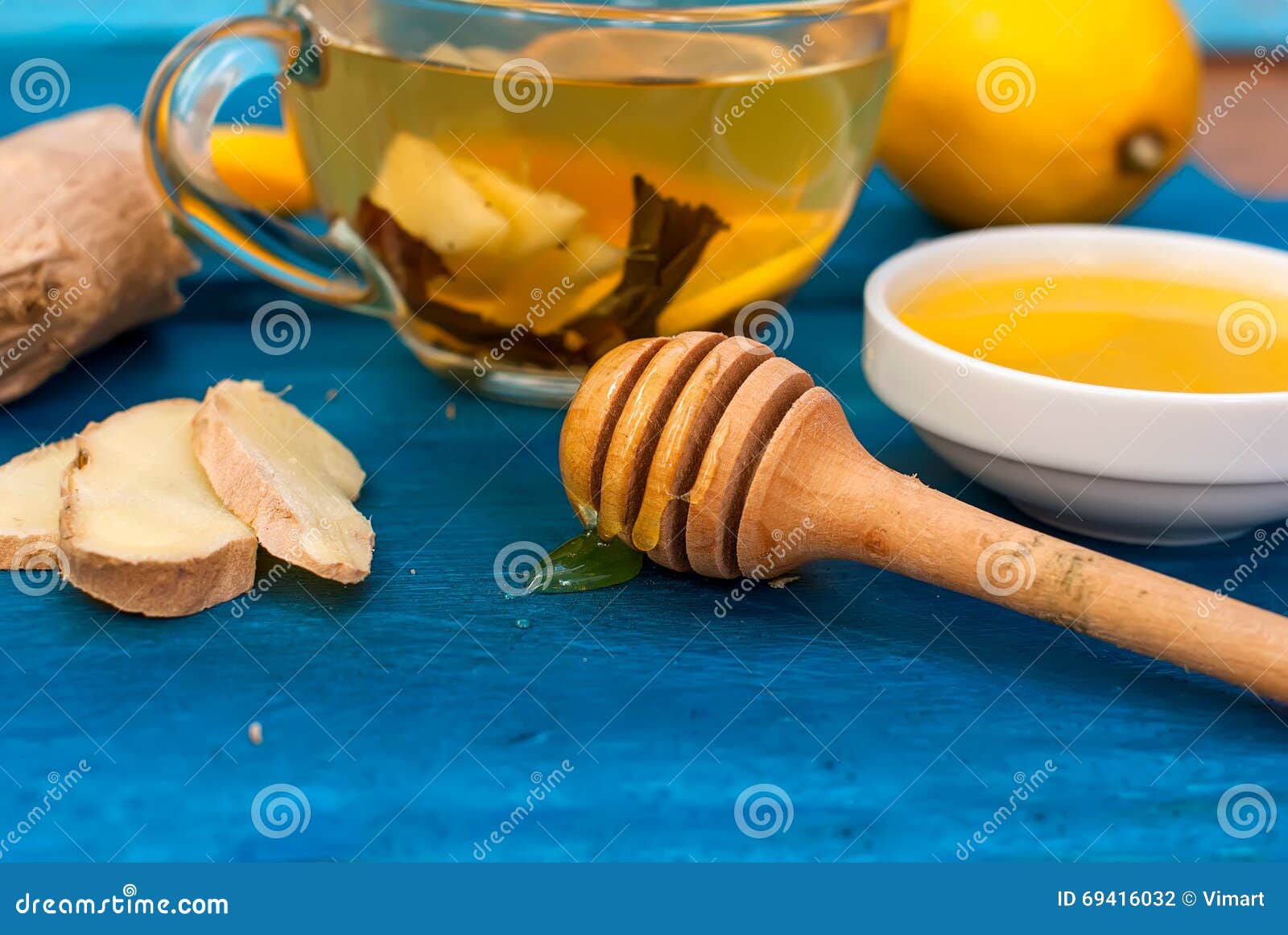 Ingwertee Mit Zitrone Und Honig Stockfoto - Bild von braun, zitrone ...