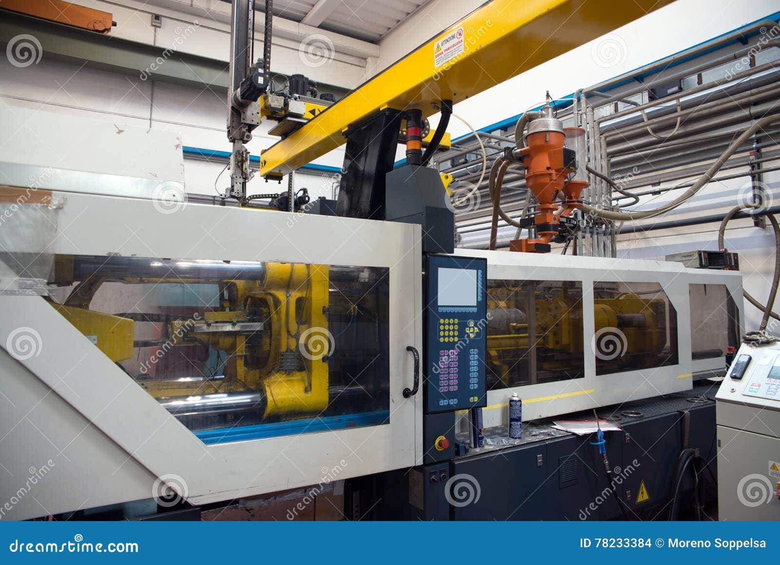 injection molding machines in a large factory