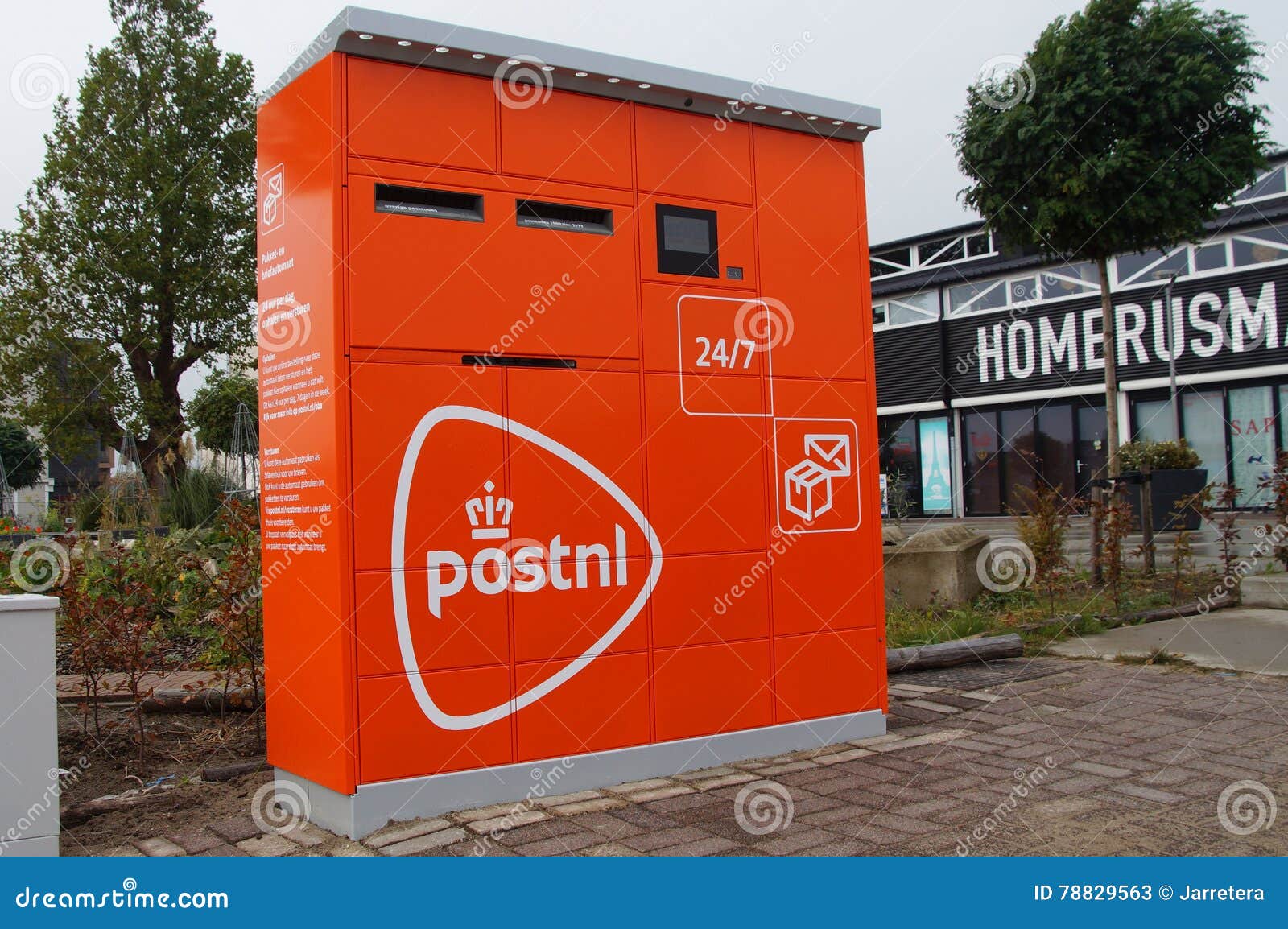 Snikken Boos worden wetenschapper Postnl Mailbox Stock Photos - Free & Royalty-Free Stock Photos from  Dreamstime