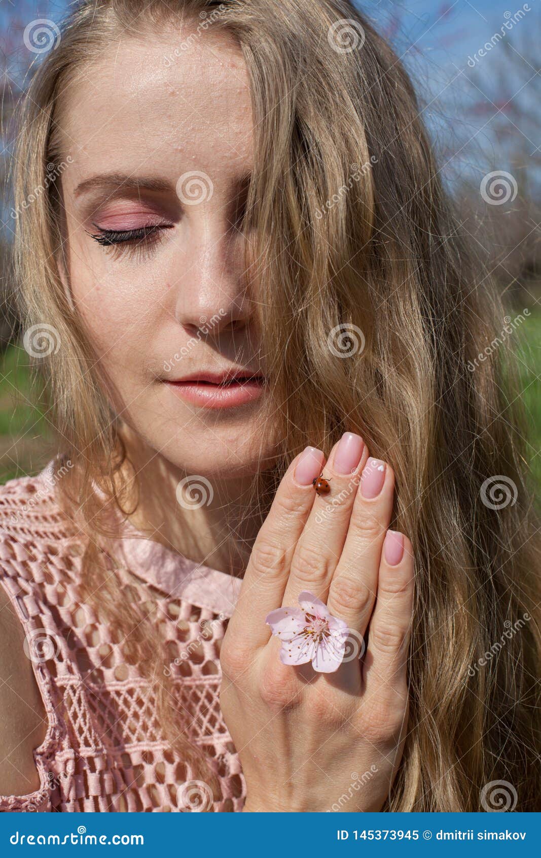 Insect Ladybird Women`s Hand In The Spring In The Garden Stock Image Image Of Color Insect 