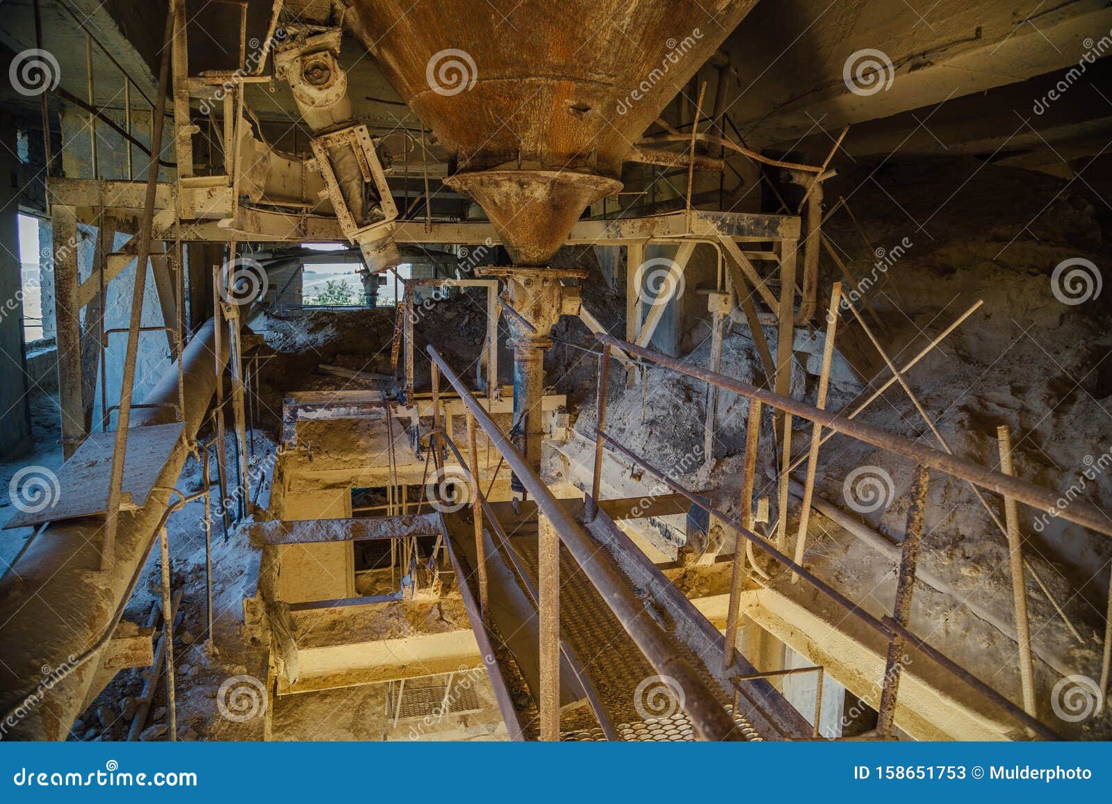 Inside The Elevator Of An Abandoned Lime Plant Stock Image