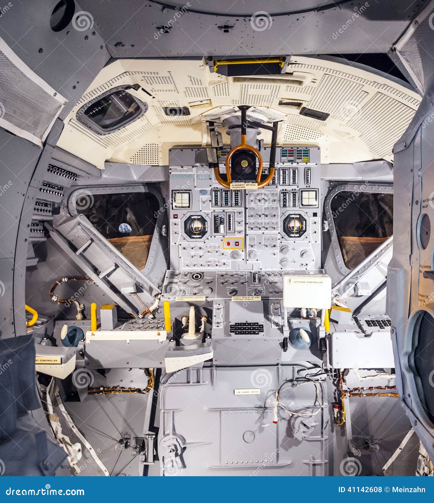 Inside the Spaceship Discovery Editorial Stock Photo - Image of cape, july:  41142608