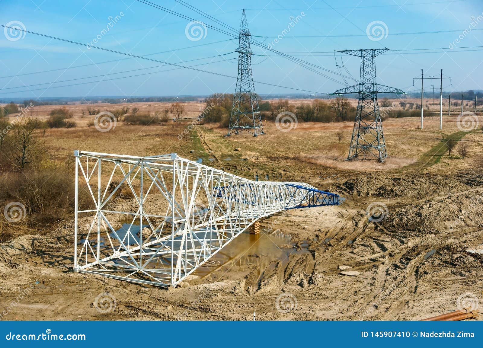 Installation of Electrical Wire Supports, Installation of Power Lines