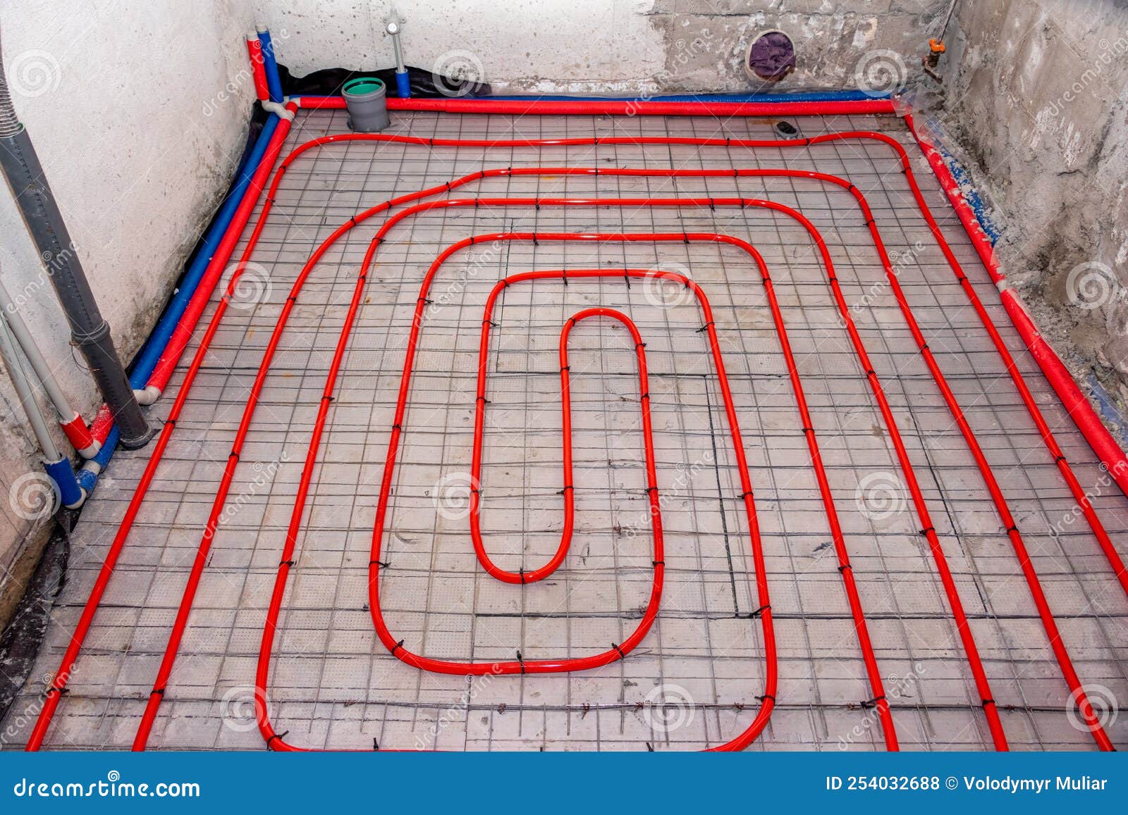 Installation of Polypropylene Pipes for the Underfloor Heating System