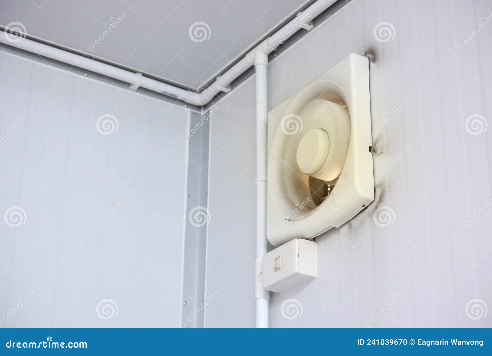 titel Inficere Produktion Installing an Exhaust Fan in the Room Stock Photo - Image of release,  decoration: 241039670