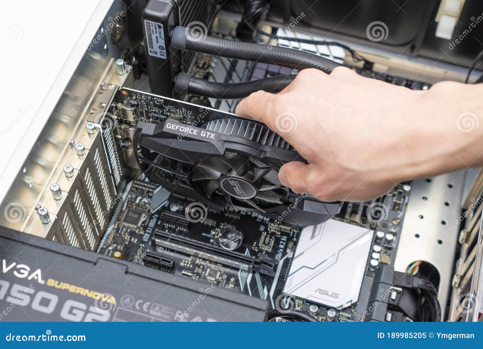 how to install graphic card in pc