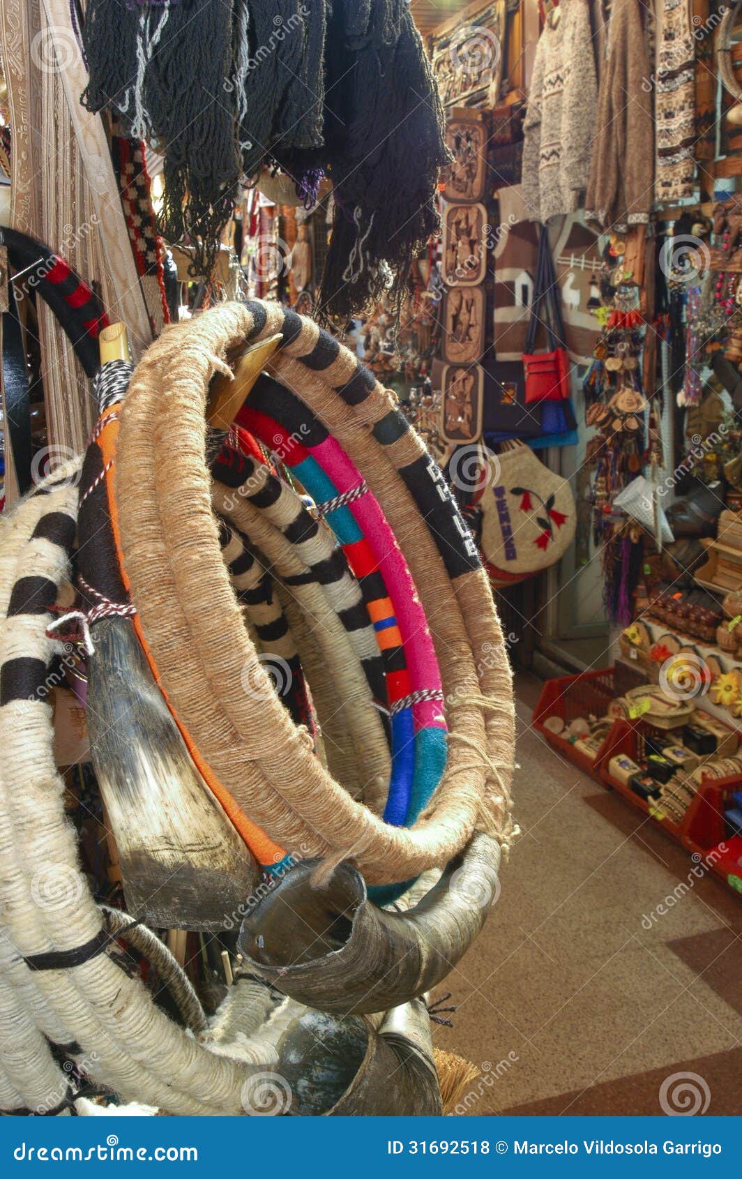 Instrumento Musical De Mapuche Foto de archivo Imagen de danza