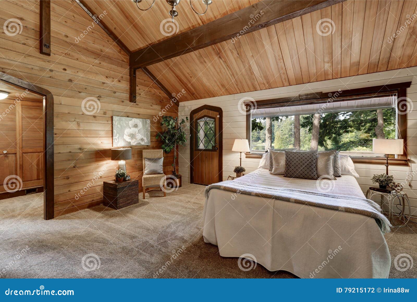 Interieur En Bois De Chambre A Coucher Avec Le Plafond